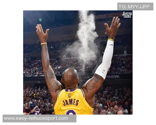 里夫斯主场狂砍35分力挫劲敌场均26分续约价值引发热议