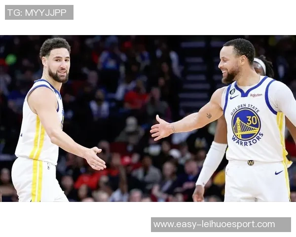 赛斯库里三分命中率对比引热议兄弟俩成新水花组合的可能性探讨